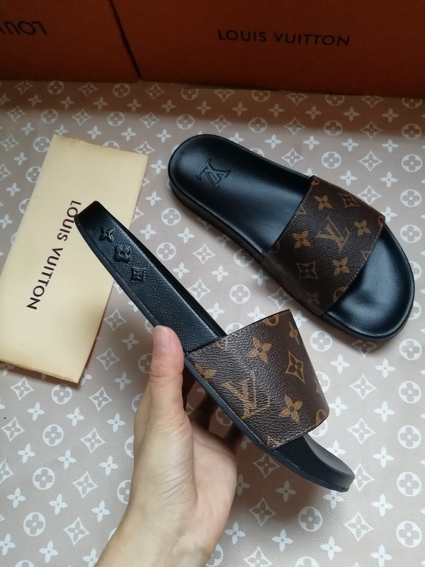 LOU1_TON SLIPPERS