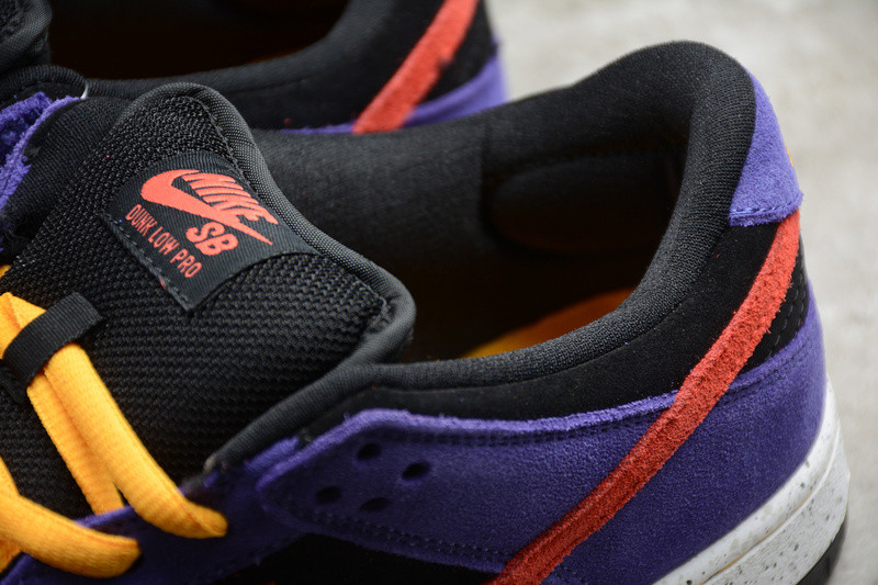 NIKE DUNK LOW SB SP BQ6817-008