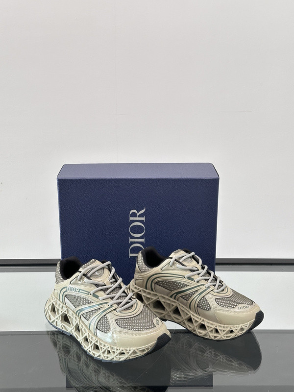 DR B35 NXXT sneaker