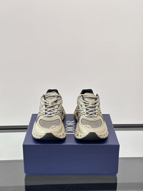 DR B35 NXXT sneaker