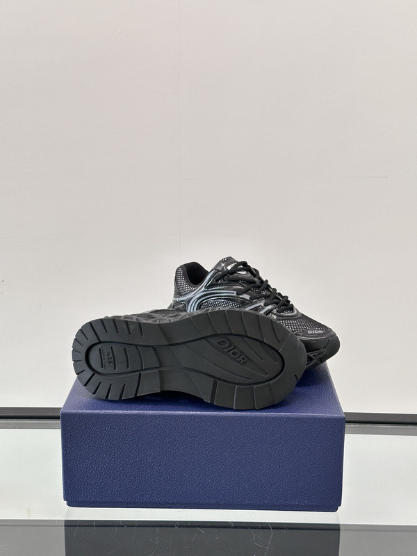 DR B35 NXXT sneaker