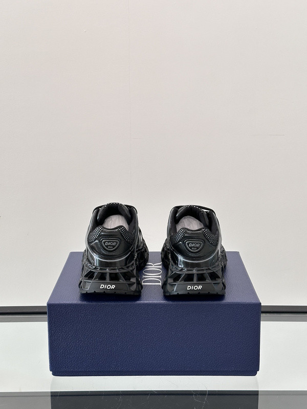 DR B35 NXXT sneaker