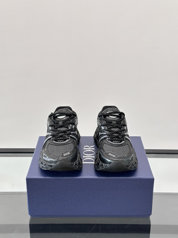 DR B35 NXXT sneaker