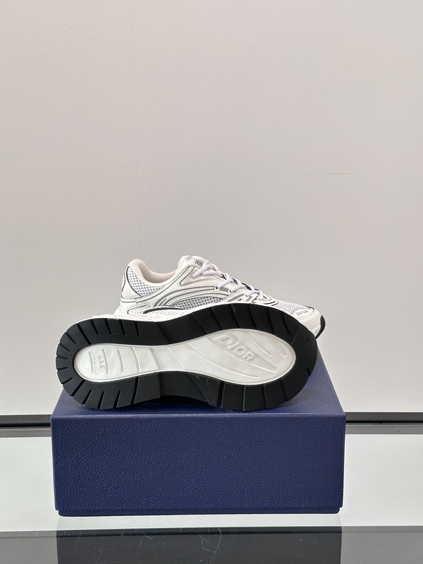 DR B35 NXXT sneaker
