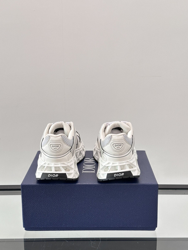 DR B35 NXXT sneaker