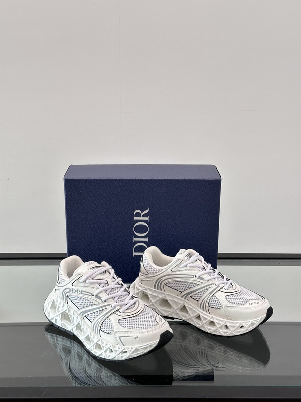 DR B35 NXXT sneaker