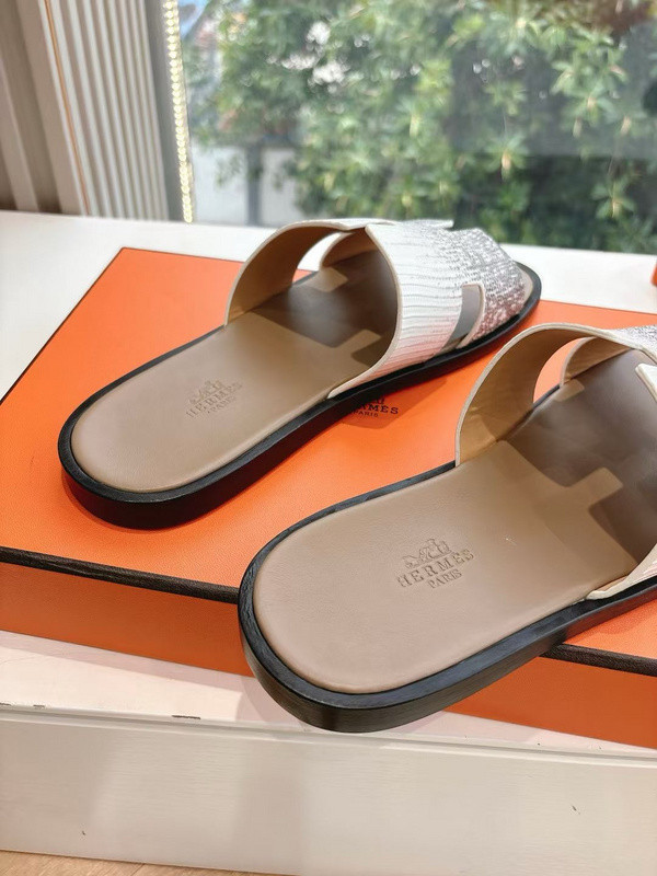 H*rmes Sandals