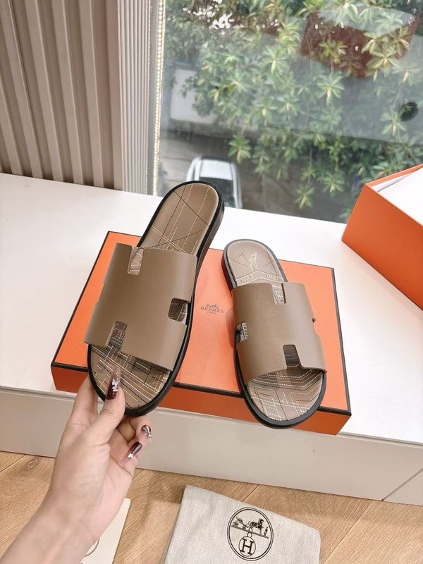 H*rmes Sandals