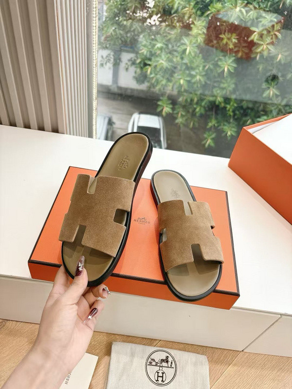 H*rmes Sandals
