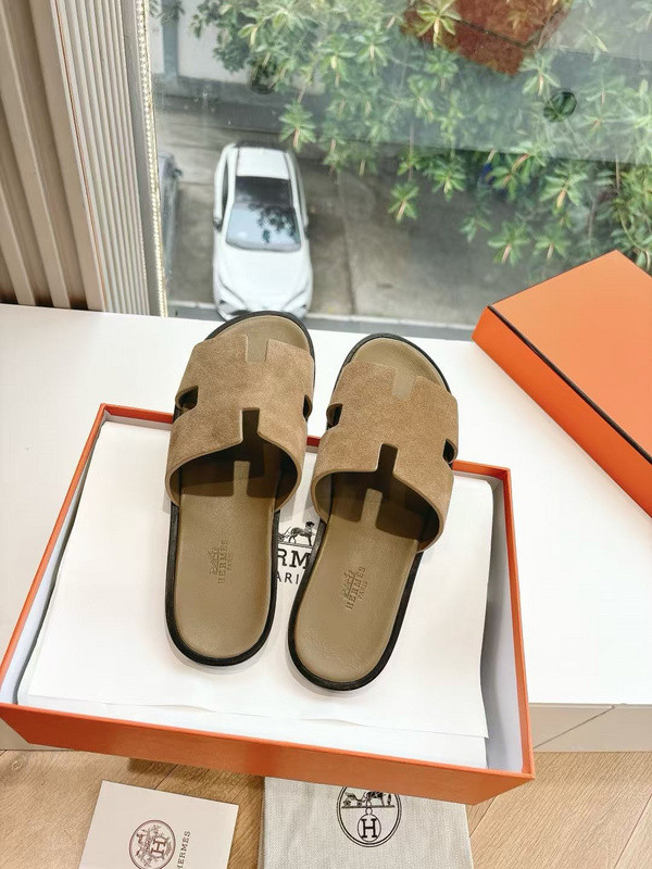 H*rmes Sandals