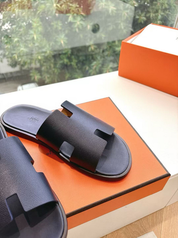 H*rmes Sandals