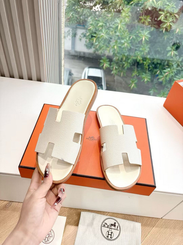 H*rmes Sandals