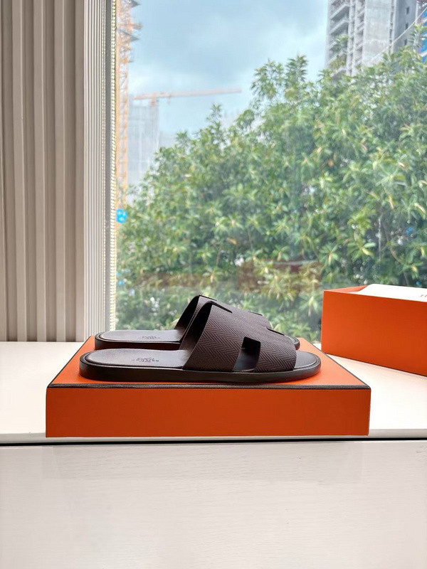 H*rmes Sandals