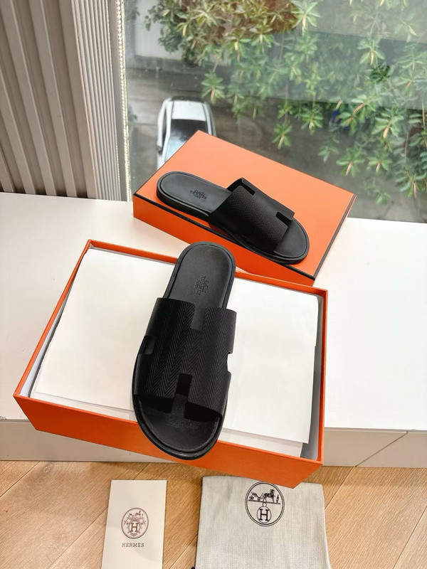 H*rmes Sandals