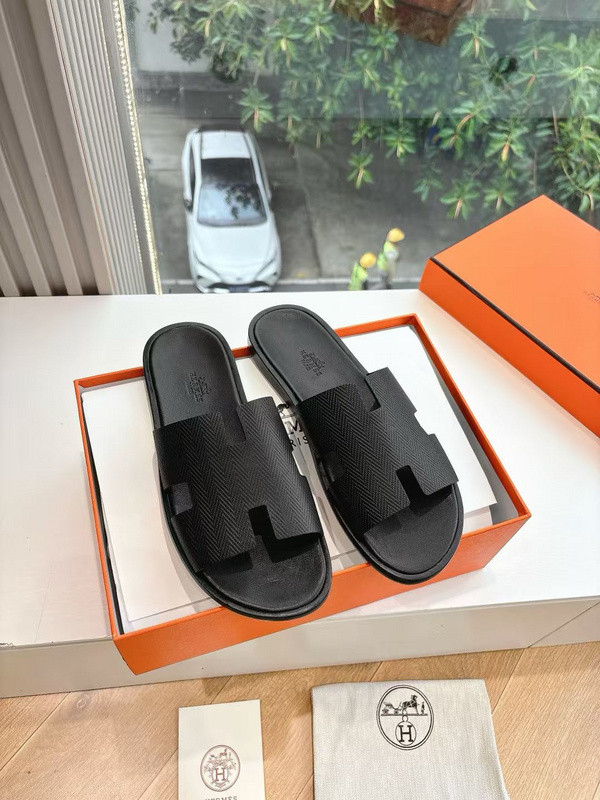 H*rmes Sandals