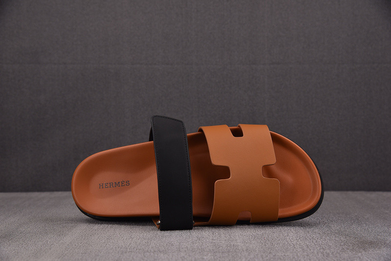 H*rmes Sandals
