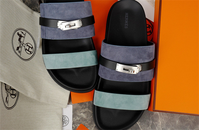 H*rmes Sandals