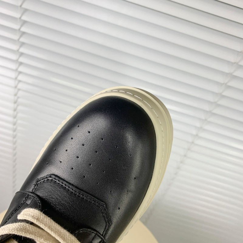 RICK 0WENS SNEAKERS