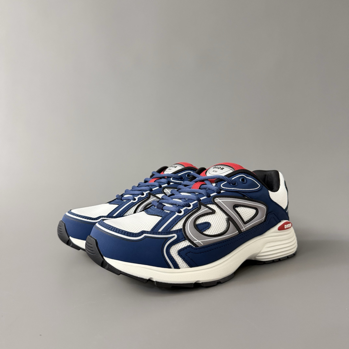 DR B30 SNEAKER