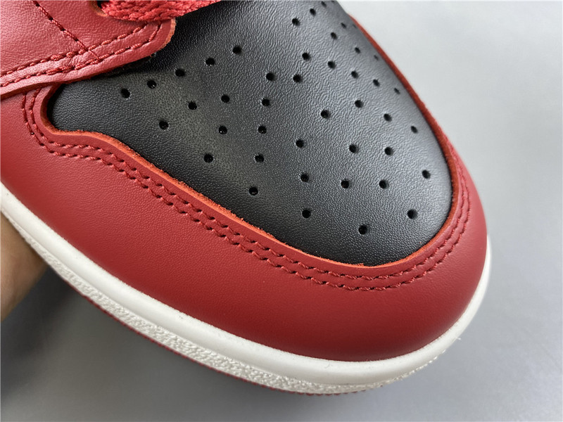 Air Jordan 1 Hi 85 Varsity Red Summit White Black BQ4422-600