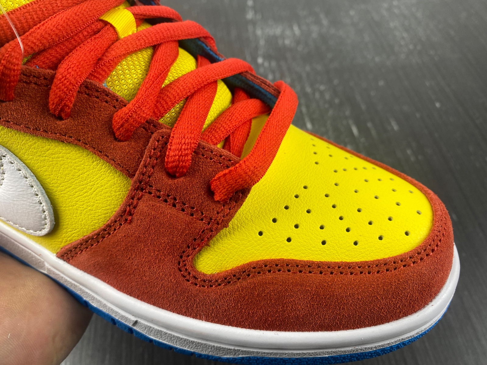 Nike SB Dunk Low Pro Bart Simpson BQ6817-602