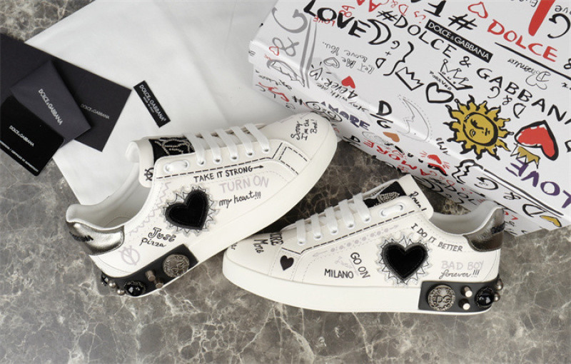 DG SNEAKER
