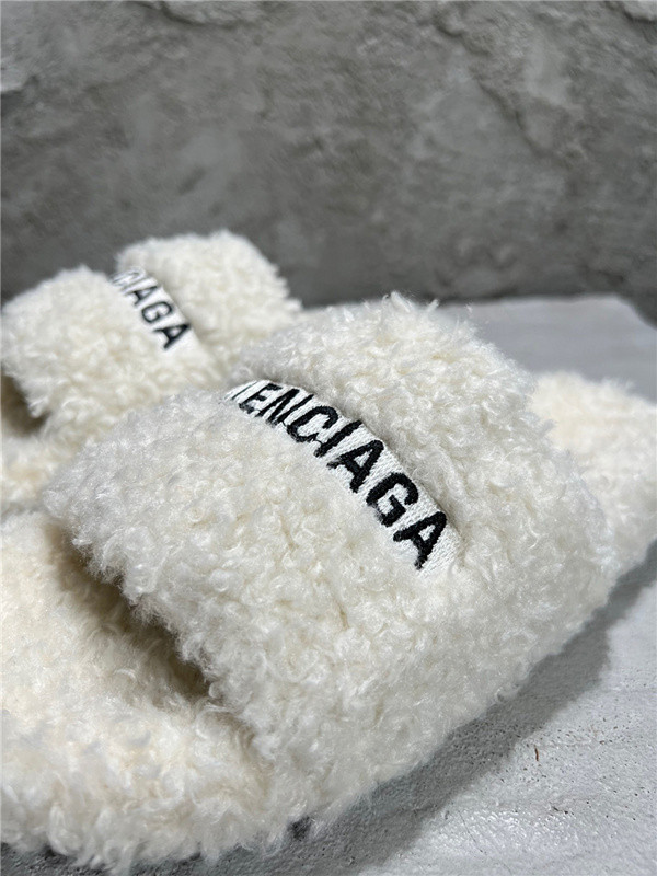 BALENCIAGA SLIDES
