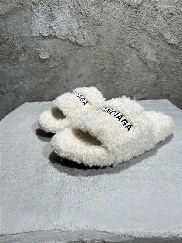 BALENCIAGA SLIDES