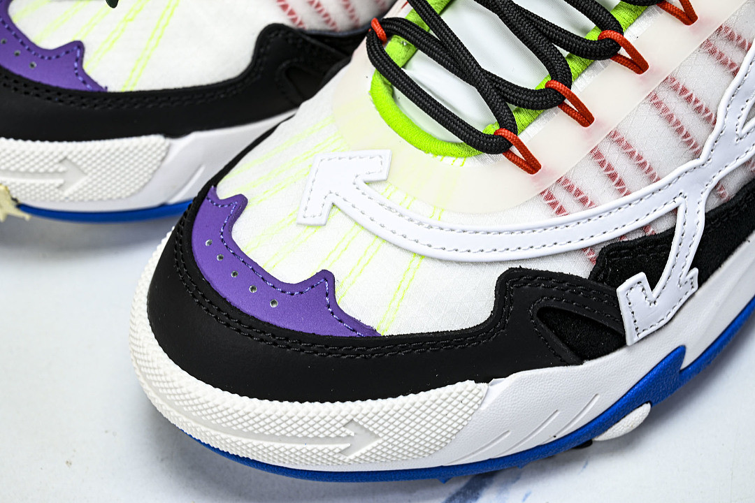 OFF-WHITE ODSY-2000
