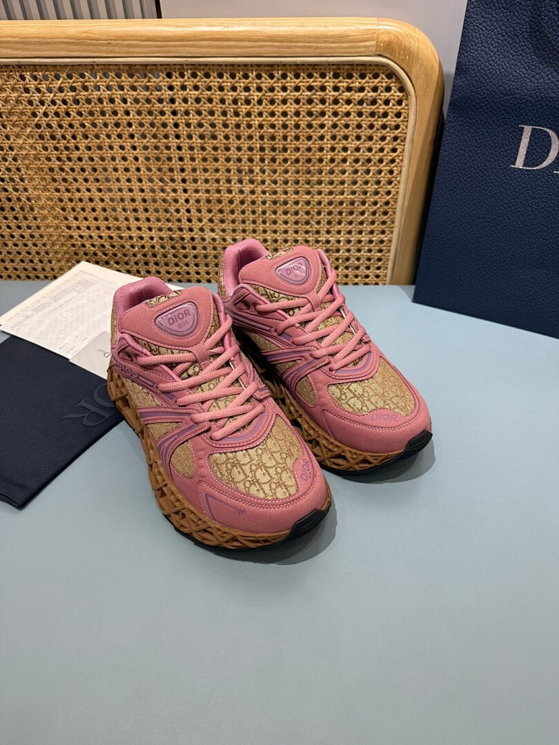 DR B35 NXXT sneaker