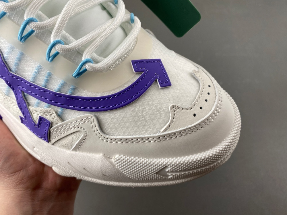 OFF-WHITE ODSY-2000