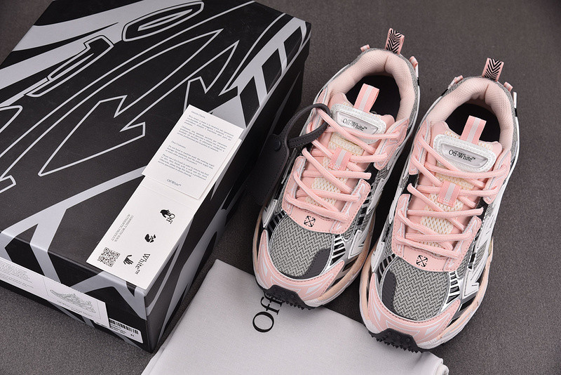 Off-White c/o Virgil Abloh