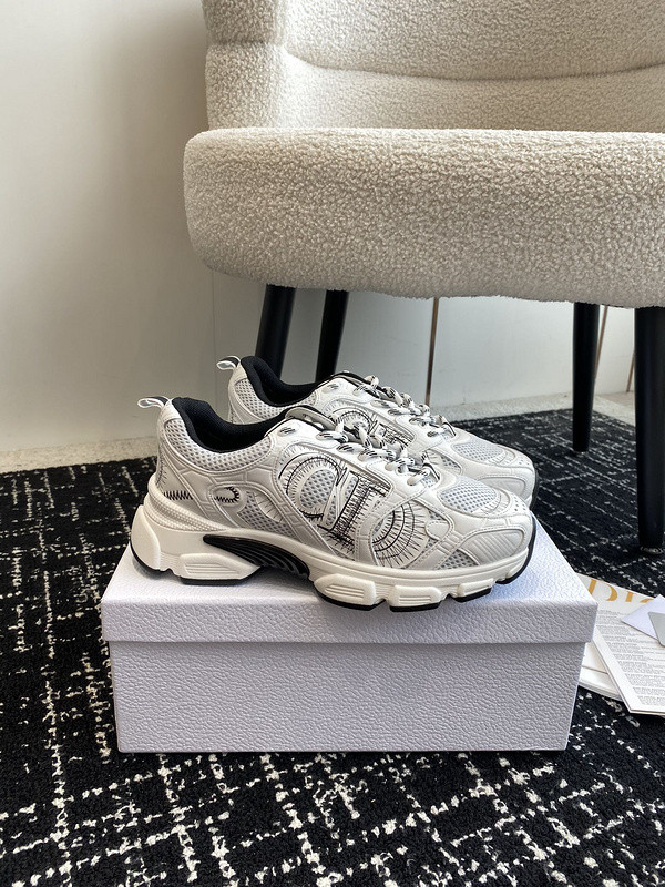 Di0r Chrono Sneaker