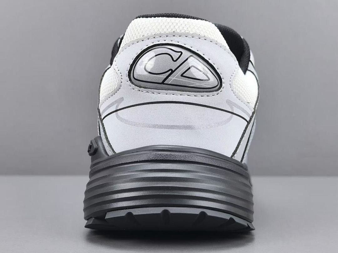 DR B30 SNEAKER