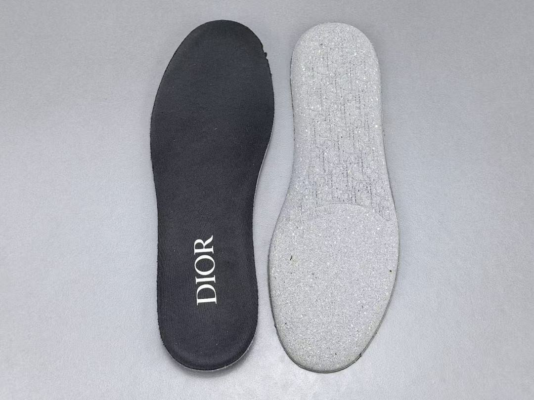 DR B30 SNEAKER