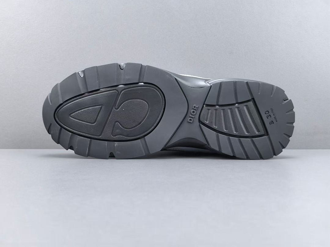 DR B30 SNEAKER