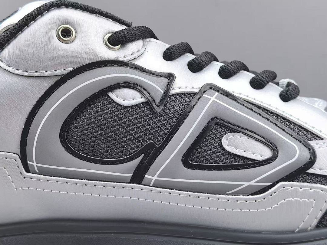DR B30 SNEAKER