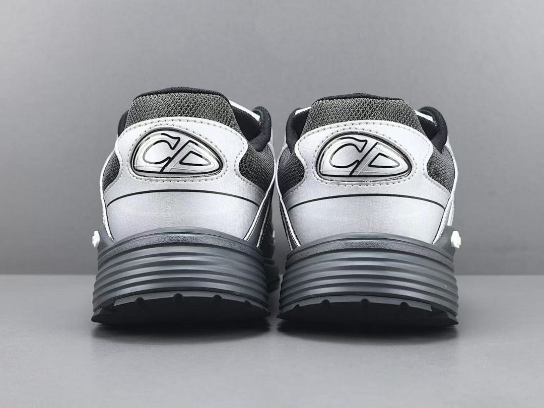 DR B30 SNEAKER