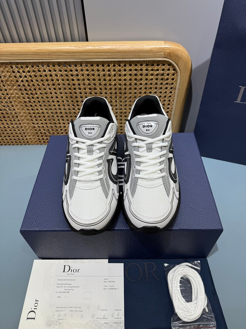 DR B30 SNEAKER