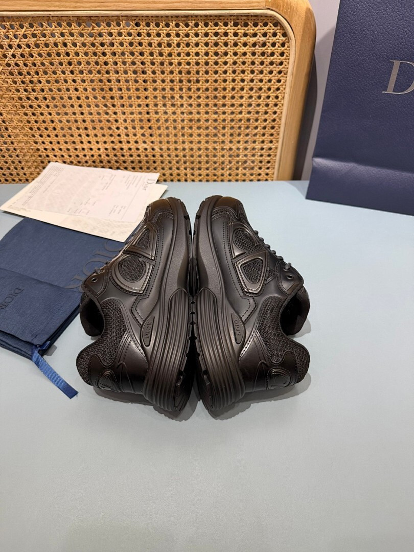 DR B30 SNEAKER