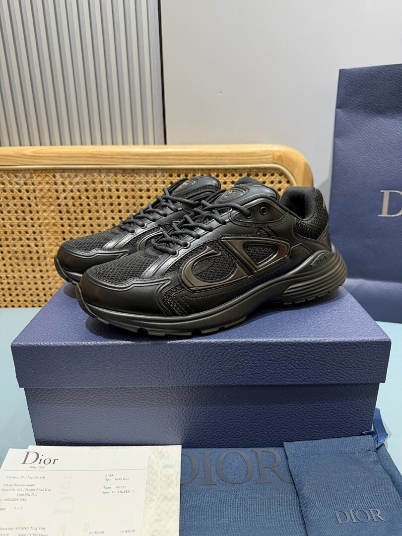 DR B30 SNEAKER