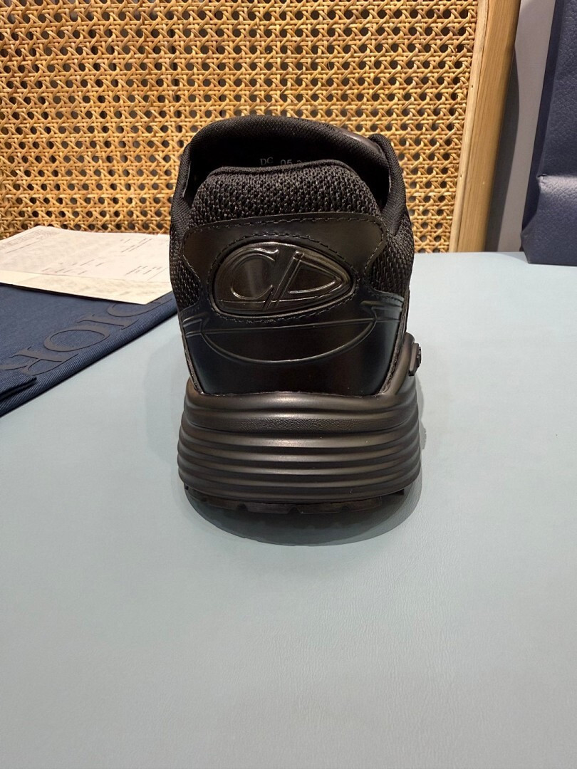 DR B30 SNEAKER