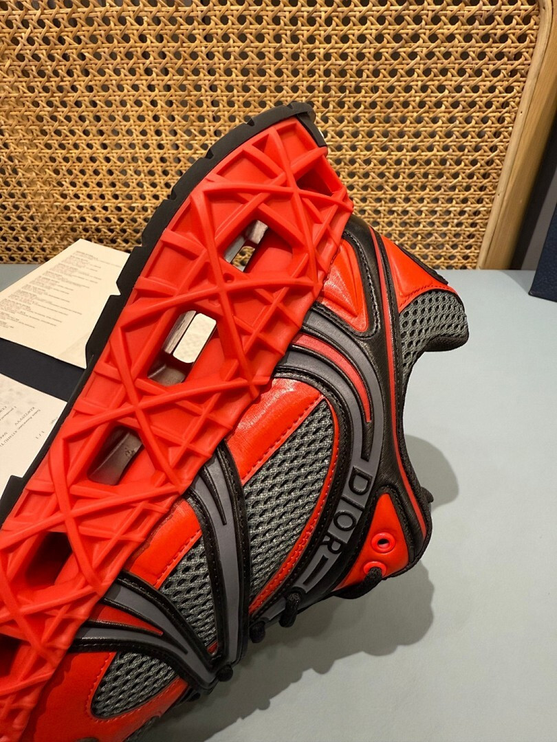 DR B35 NXXT sneaker