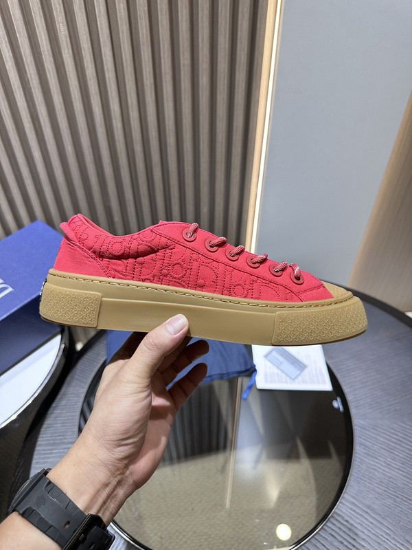DR B33 SNEAKER