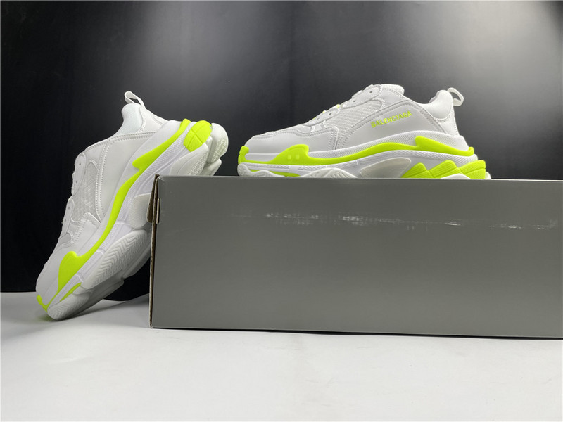 Ba*len*cia*ga sliver white sneaker 536737 w0901 9088