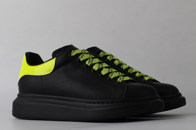 ALEXANDER MCQUEEN SNEAKER
