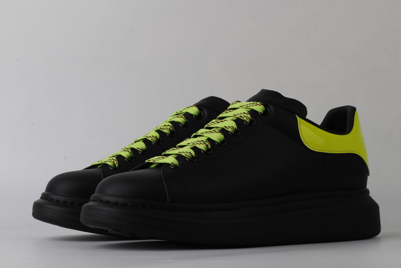 ALEXANDER MCQUEEN SNEAKER