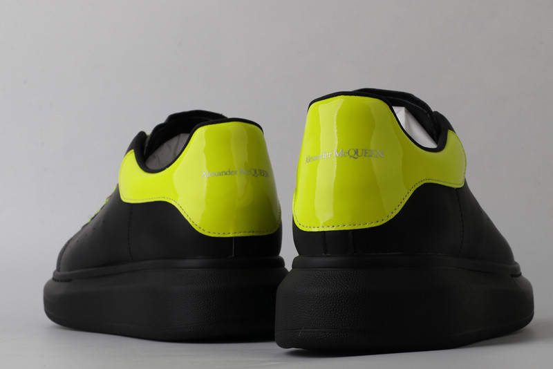 ALEXANDER MCQUEEN SNEAKER