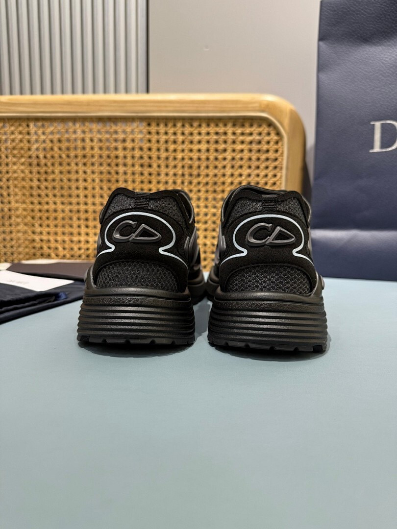 DR B30 SNEAKER