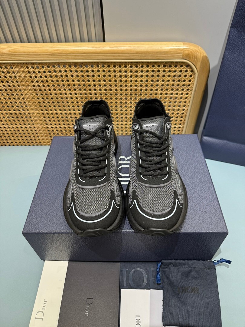 DR B30 SNEAKER